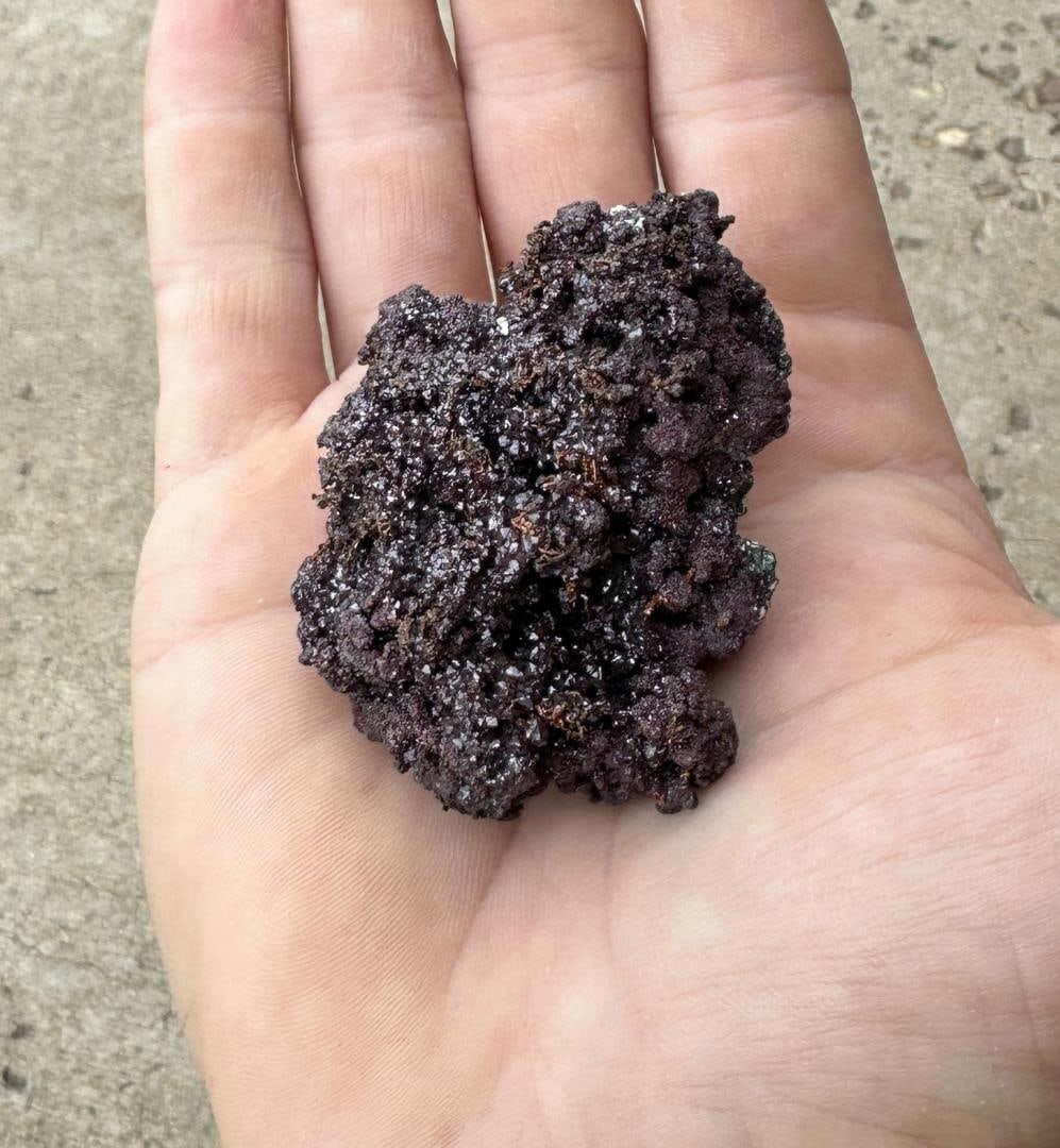 Cuprite Butte Montana Specimen: 2 1/4" by 1 5/8" by 1 1/4". 131 grams. Provenance: From the Estate of Kitty's Copper Shop Butte Montana.