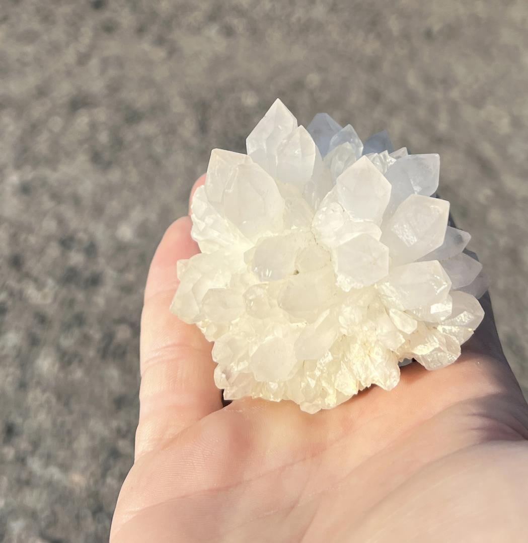 Quartz Crystal Butte Montana Specimen: 2 1/2" diameter. 251 grams. Provenance: From the Estate of Kitty's Copper Shop Butte Montana.