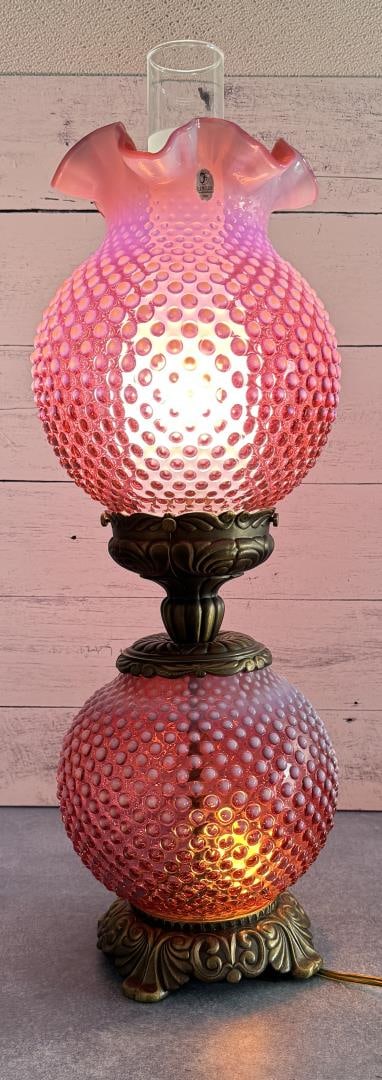Fenton Glass GWTW Cranberry Hobnail Lamp (1 of 9)