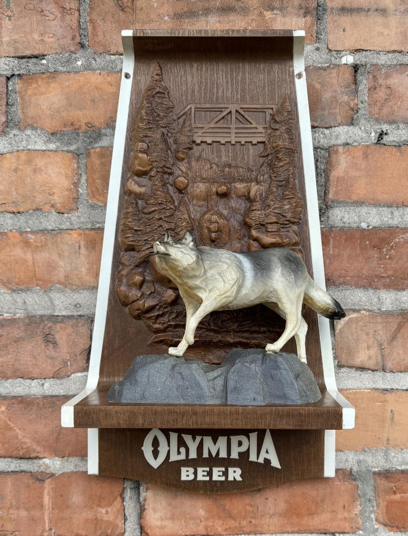 Olympia Beer Wolf Sign (1 of 4)