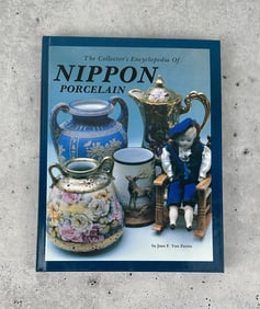 The Collector's Encyclopedia Of Nippon Porcelain