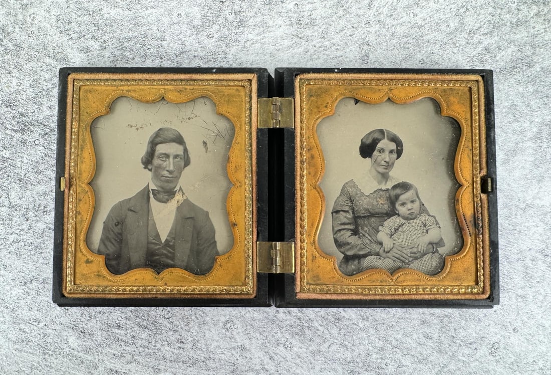 Pair of Antique Tintype Photos (1 of 9)