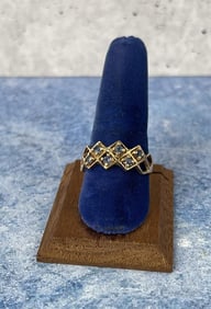 10k Gold Montana Sapphire Ring