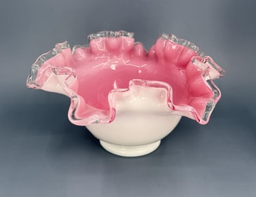Fenton Glass Peach Crest Ruffled Bowl