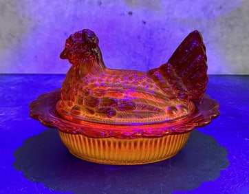 Mosser Cadmium Glass Chicken Hen on Nest