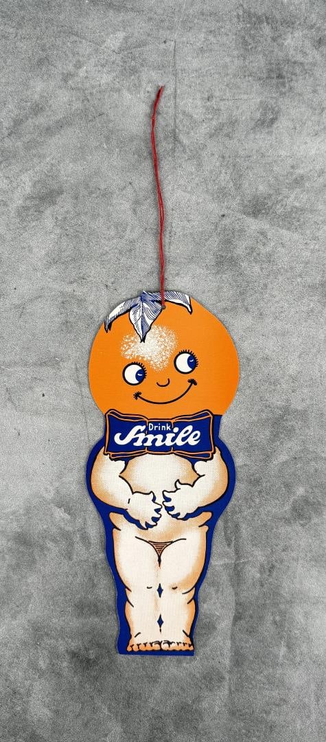 Smile Orange Soda Fan Pull: 8 1/2" by 3 1/2"