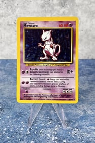 Pokemon Base Set Mewtwo Card