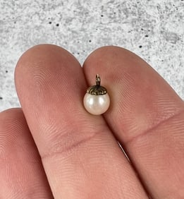 Antique 10k Gold Natural Pearl Pendant