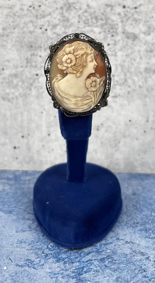 Victorian Sterling Silver Shell Cameo Brooch (1 of 3)