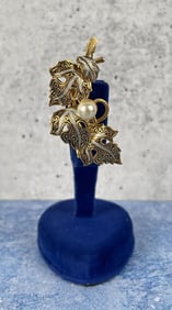 Costume Jewelry Brooch