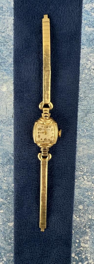 14k Gold Ladies Bulova Watch: Not working.