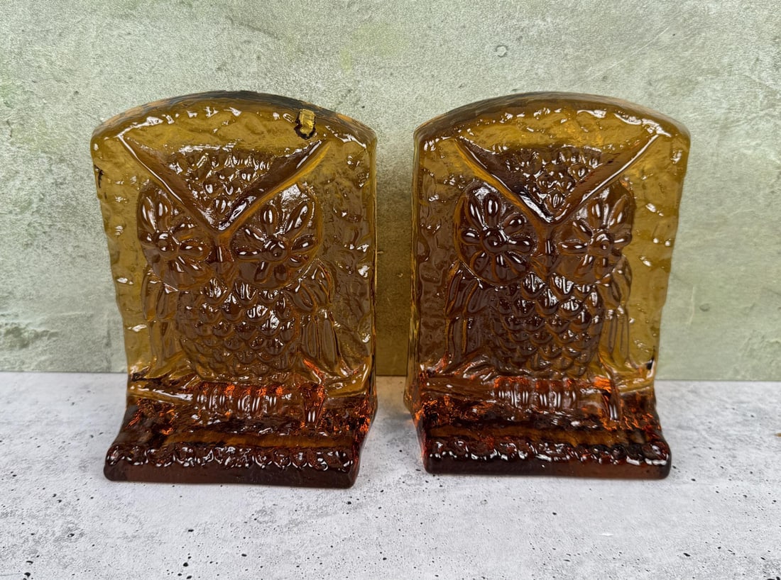 LE Smith Amber Owl Glass Bookends: 6 3/4" by 5" by 2 1/2"