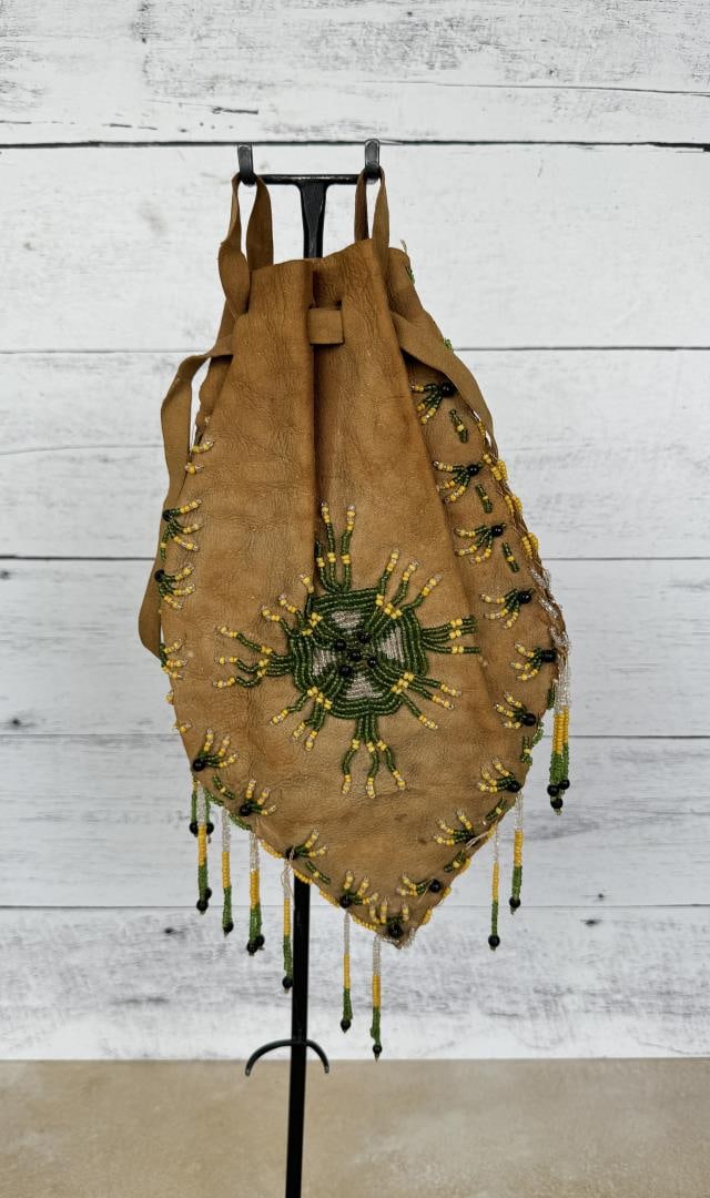 Native American Indian Beaded Leather Bag (1 of 3)
