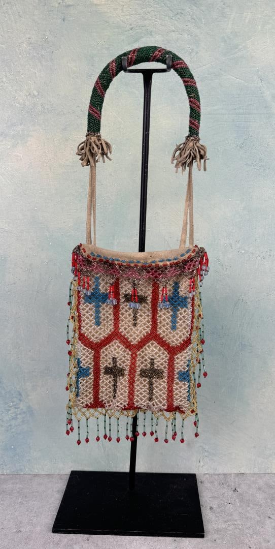 Potawatomi Native American Indian Beaded Bag (1 of 4)