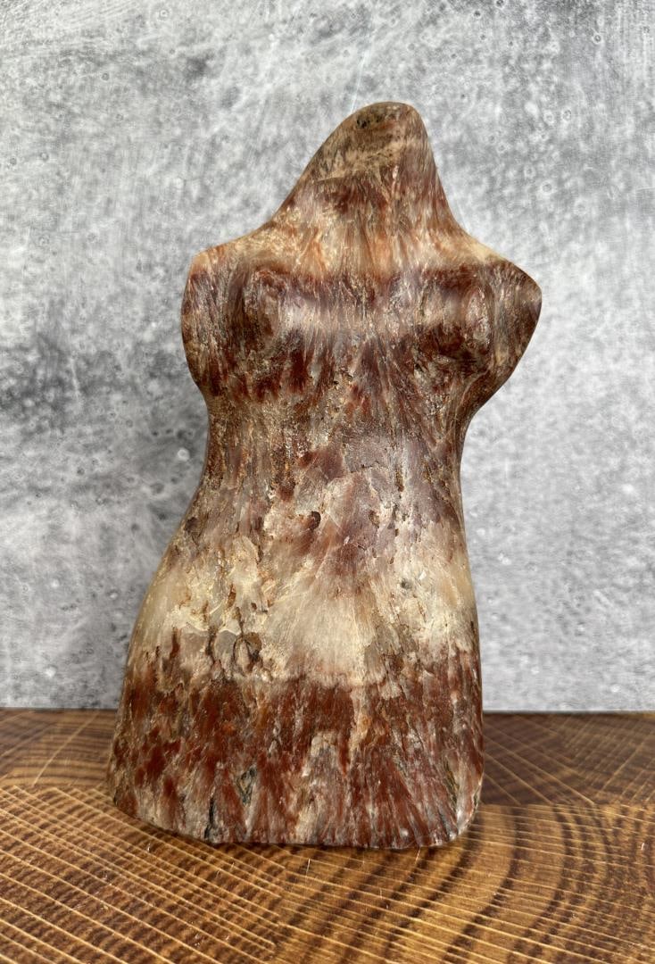 Daro Flood Stone Carving Female Form (1 of 4)