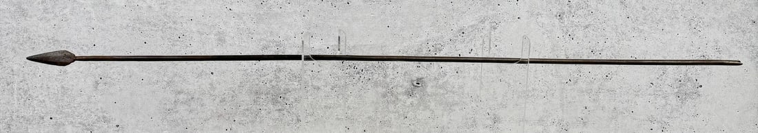 Antique Mughal India Persian Islamic Steel Arrow: 29 7/8" long.