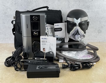 Resmed S9 H5i Cpap Machine and Water Tank