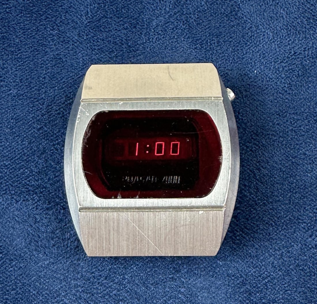 Sears & Roebuck Phasar 2000 LED Digital Watch: Working.