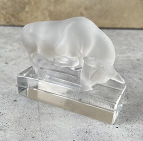Lalique France Taureau Bull Crystal Paperweight