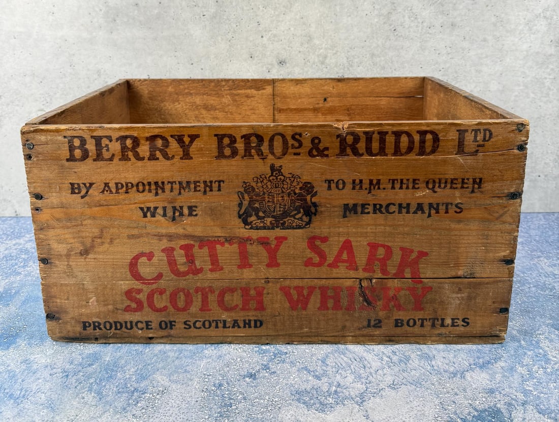 Cutty Sark Scotch Whisky Wood Shipping Crate: Nice example. 17 3/8" by 12" by 8 7/8".
