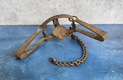 S. Newhouse Oneida Community No 3 Govt Trap