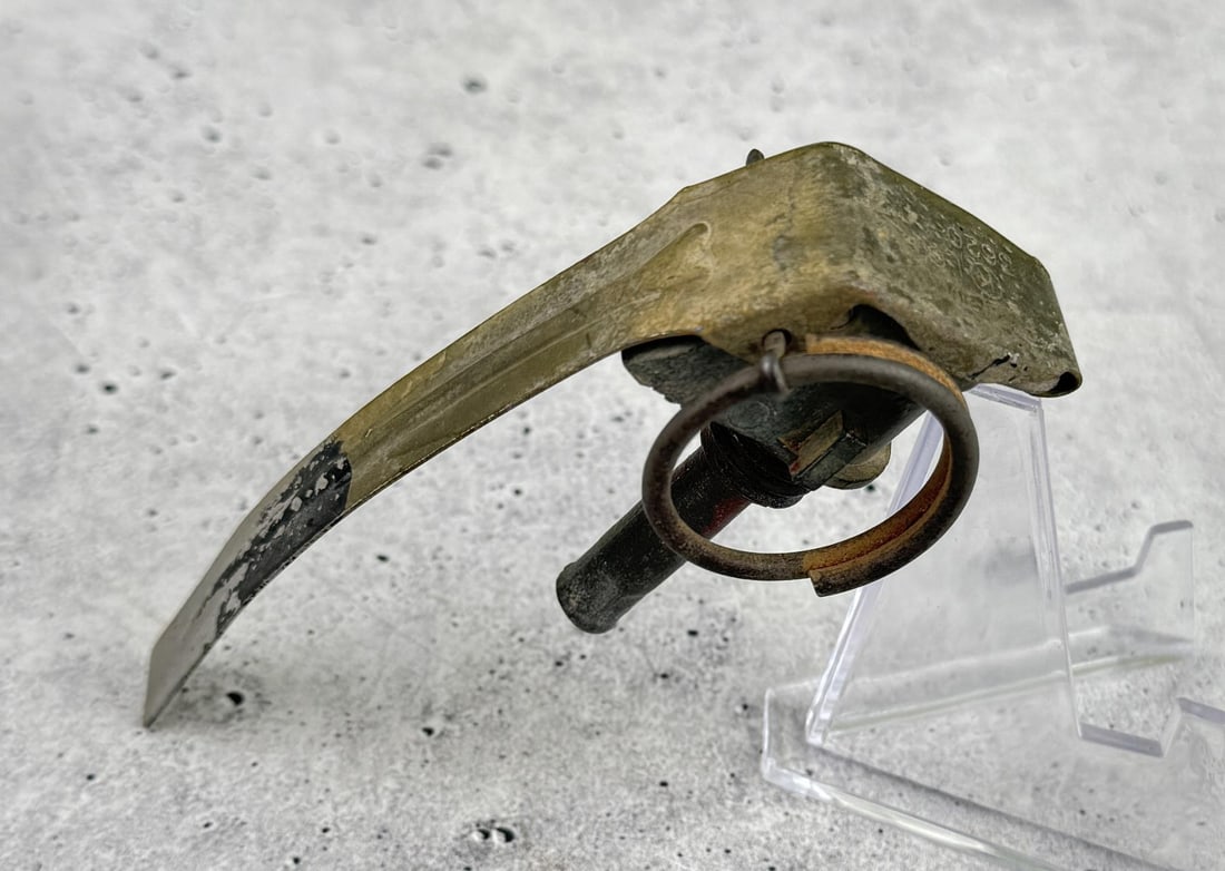 WW2 M10A3 Mark II Hand Grenade Fuze Fuse: Inert.