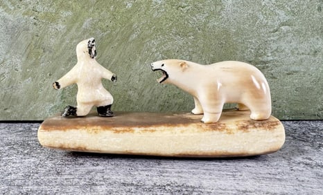 Alaskan Inuit Eskimo Man vs Bear Carving