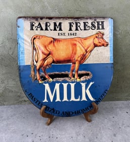 Farm Fresh Milk Sign