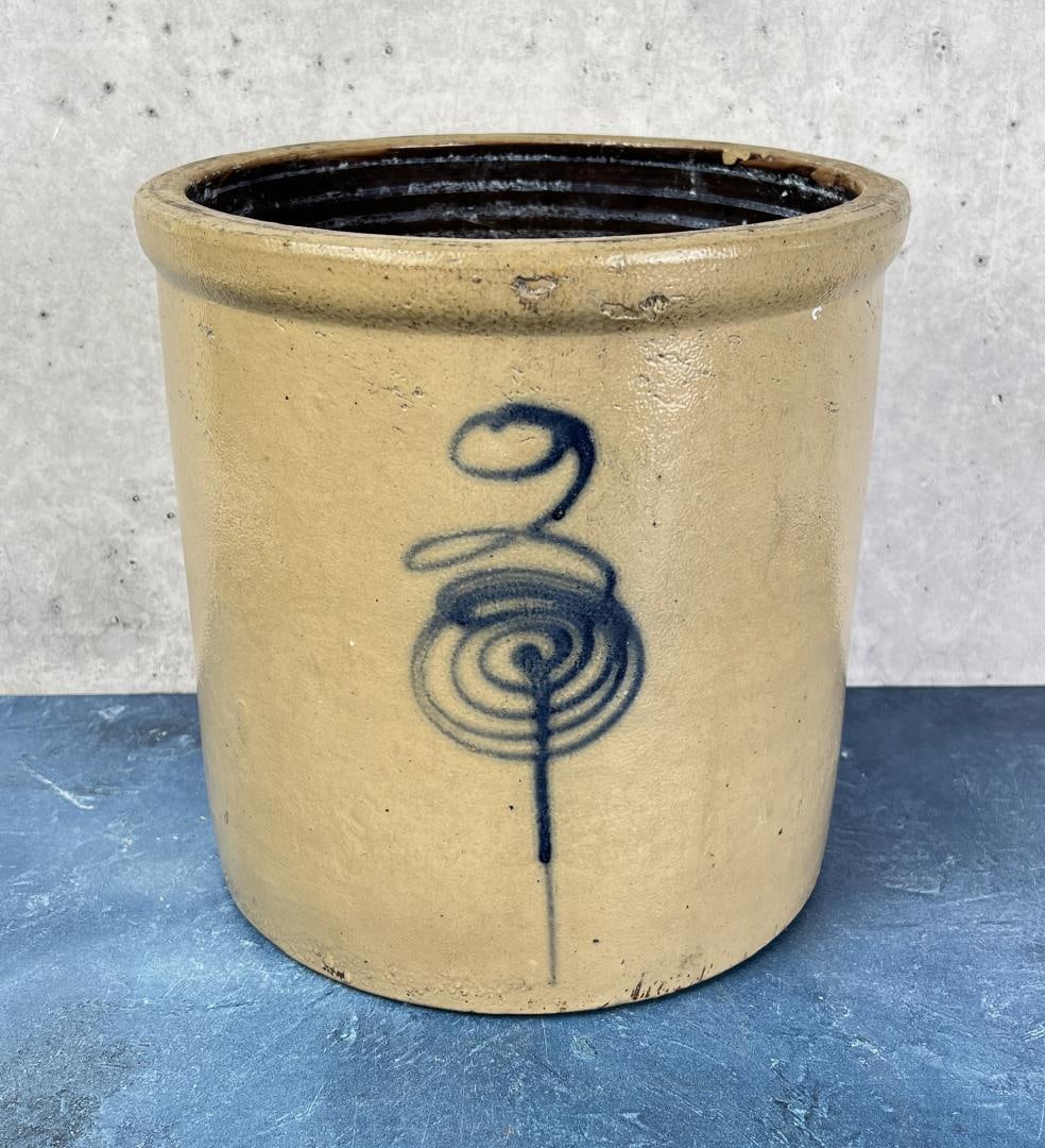 Red Wing Stoneware 2 Gallon Bee Sting Crock: 9 1/2" tall by 9 3/4" in diameter