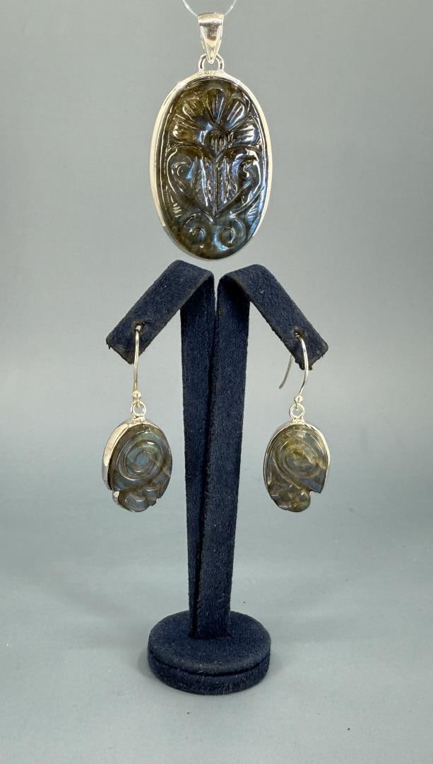 Sterling Silver Labradorite Earrings & Pendant (1 of 4)