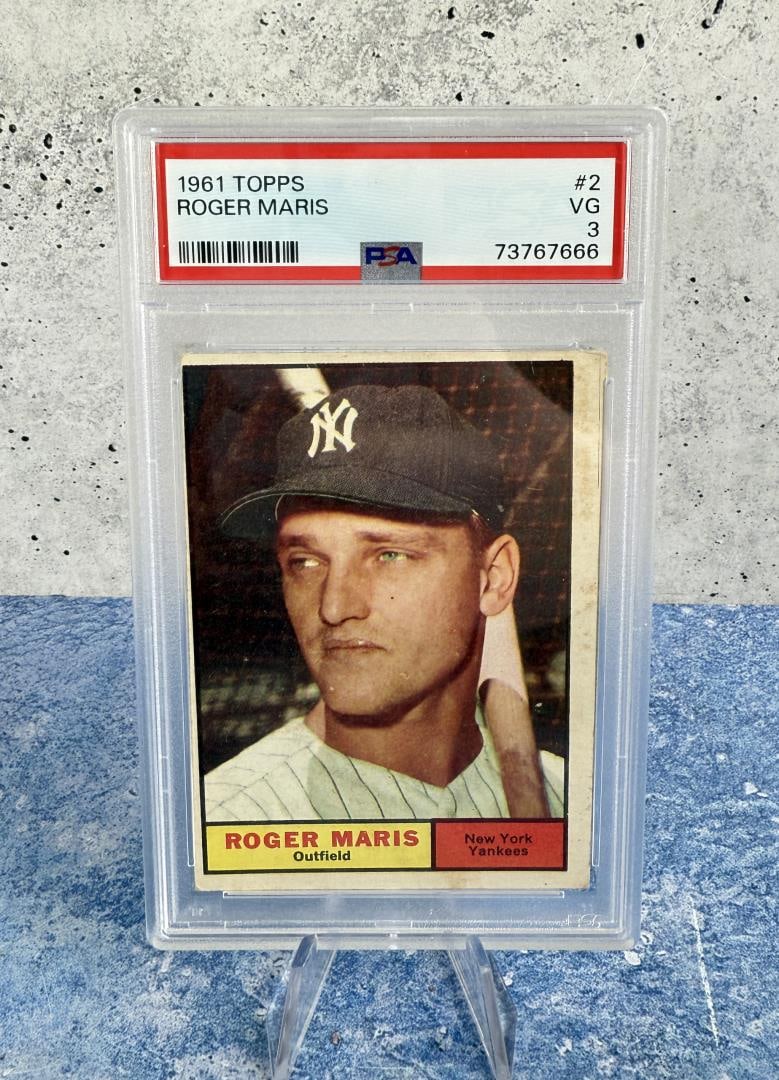 1961 Topps Roger Maris #2 Card PSA 3 (1 of 3)