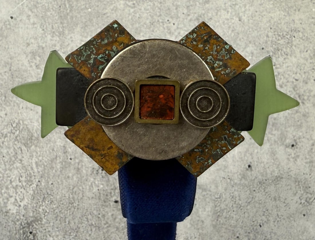Jill Schwartz Brutalist Abstract Brooch: 2 1/8" by 1"