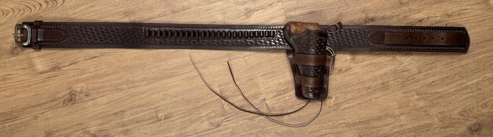 Kirkpatrick Colt .45 Gunfighter Holster Rig