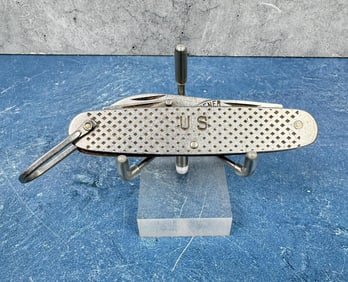 Vietnam War Camillus 1966 Pocket Knife