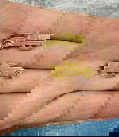 WW2 Tank Destroyer Officer Collar Insignia