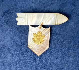 WW2 Army Artillery Pearl Sweetheart Brooch
