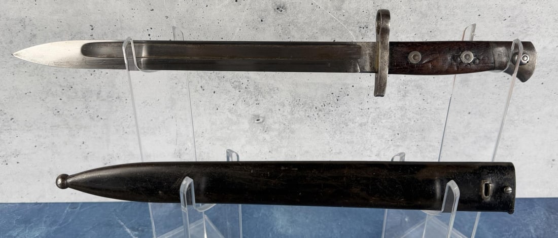 WW2 Chilean Mauser Bayonet: Decent example, scabbard missing button.