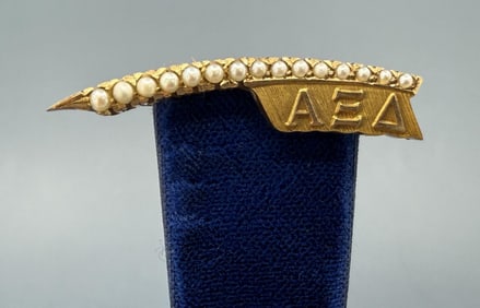 Alpha Xi Delta 10k Gold Fraternity Pin