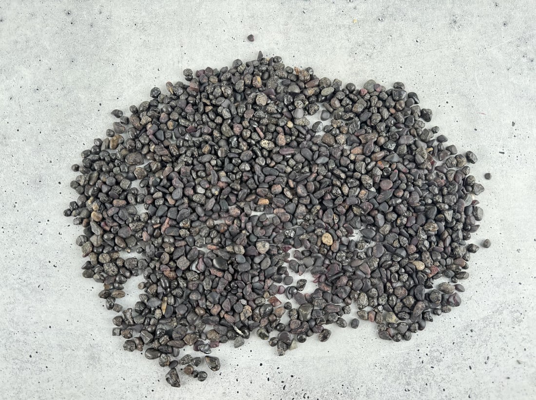 Collection of Tumbled Montana Garnets for Jewelry: Nice grouping. 1.8 lbs. Provenance: From the estate of Moosehead Gallery rock shop in Hamilton, Montana.