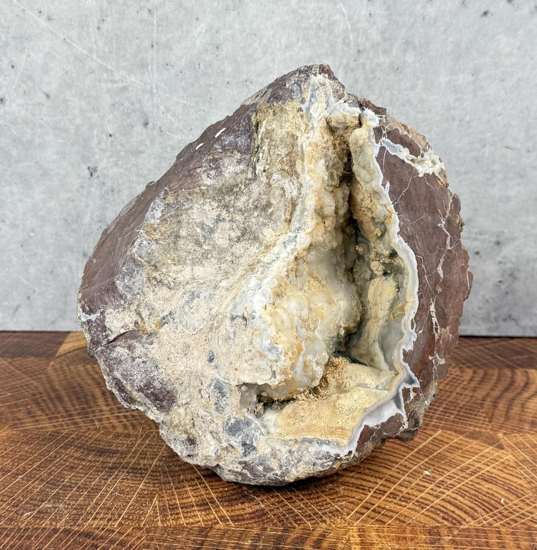 Lace Agate Geode Lapidary Mineral Material (1 of 3)