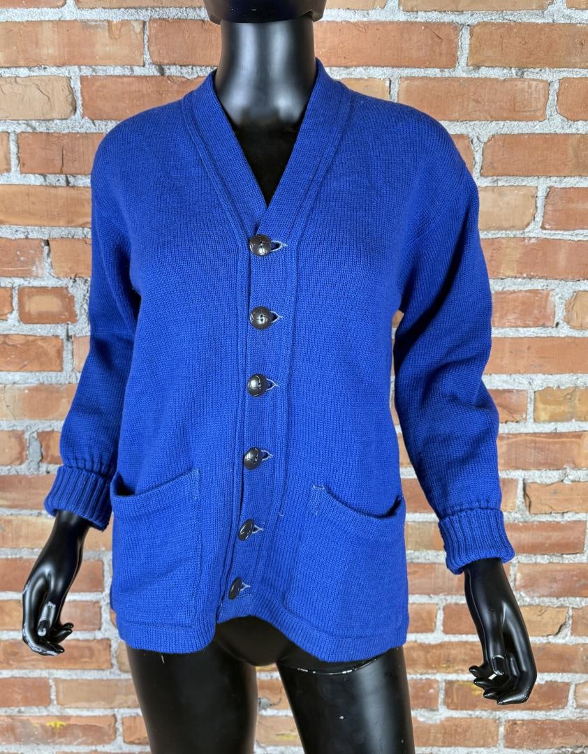 1950s Vintage Revere Wool Varsity Sweater Cardigan: 19" armpit to armpit, 23" long.