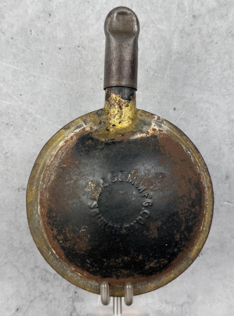 Gem Mining Carbide Lantern Powder Tin: Nice example with cap. Michael Westergard Collection Inv: 69