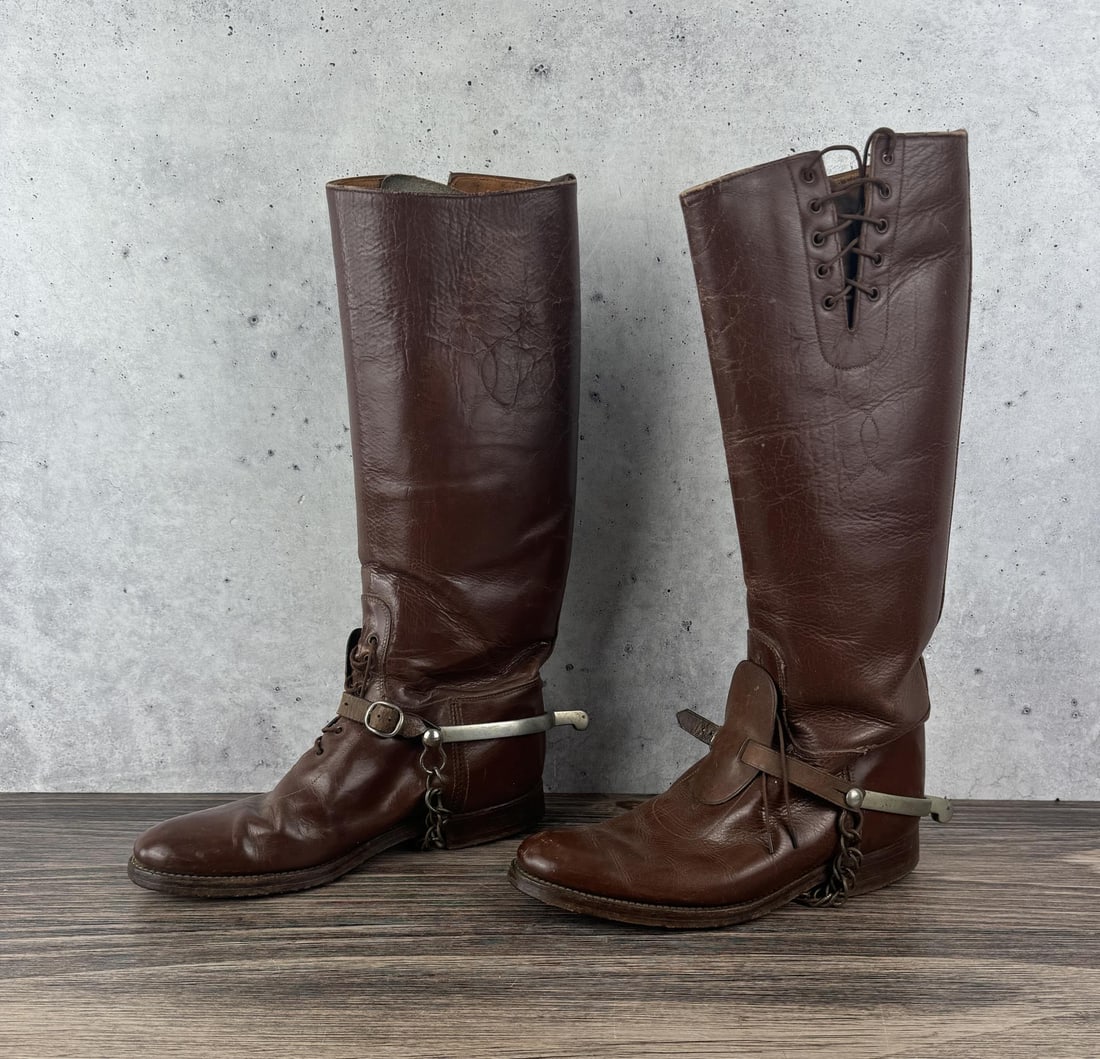 WWI WW1 British Cavalry Boots: Nice set with spurs. 11" heel to toe, 3 3/4" wide.