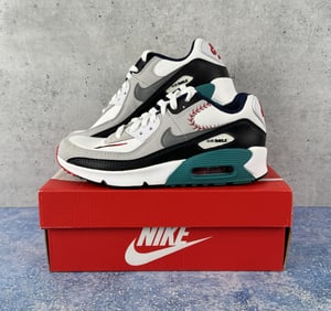 Nike DJ5194-100 Air Max 90 Griffey Backwards Cap