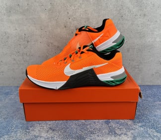 Nike CZ8281-883 Metcon 7 Running Shoe