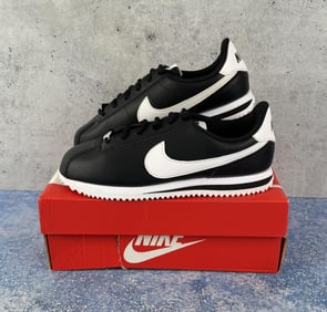 Nike 904764-001 Cortez Basic Leather Sneakers