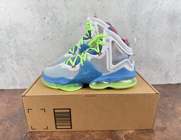 Nike DC9339-400 Lebron 19 Tropical Basketball