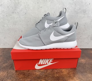 Nike 511881-023 Roshe One Athletic Running Shoes