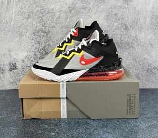 Nike CV7562-103 LeBron 18 Lo Space Jam