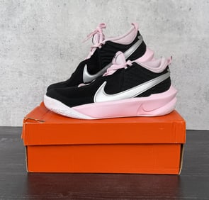 Nike CW6735-003 Team Hustle Black Pink Foam